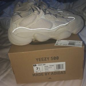 Yeezy 500 sneakers